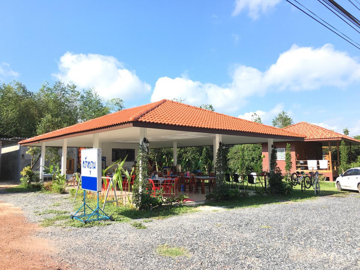 Hotel Baan Suan Kru Kob Ban Ko Maphang Exteriér fotografie