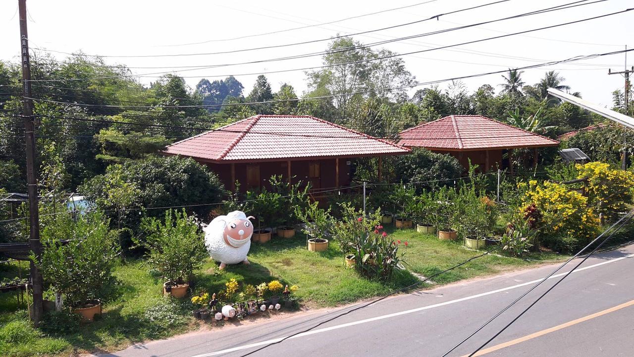 Hotel Baan Suan Kru Kob Ban Ko Maphang Exteriér fotografie