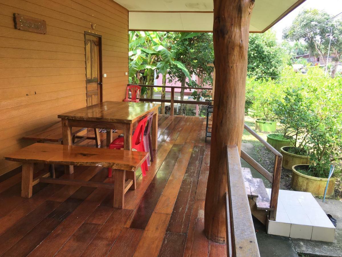 Hotel Baan Suan Kru Kob Ban Ko Maphang Exteriér fotografie